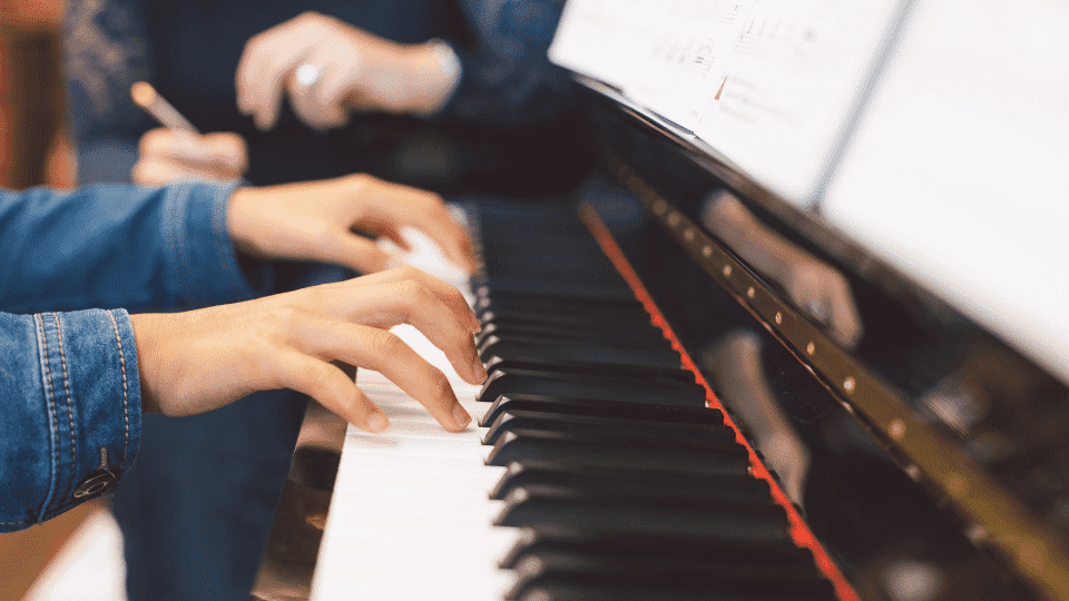 Improving Piano Playing by Ear for Intermediate Students​