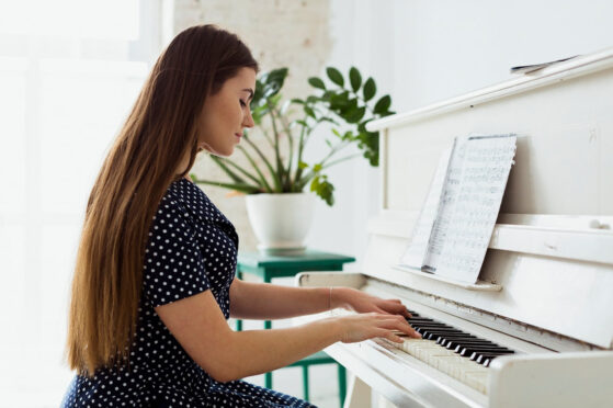 Common Struggles for Adult Piano Learners | girl playing piano