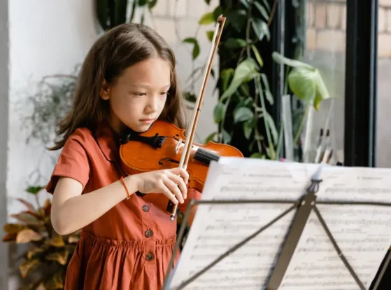 Girl playing Violin