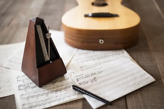 play ukulele with metronome