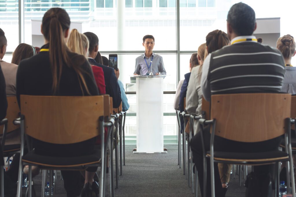 Public Speaking Course: Find Your Voice & Confidence ​