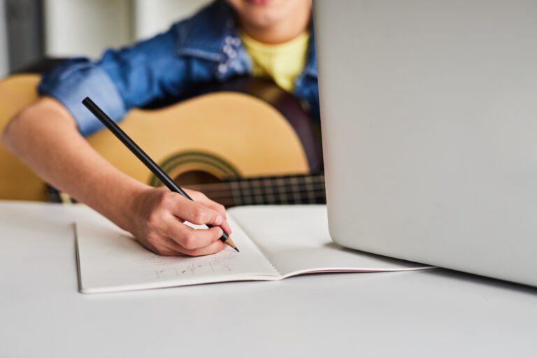 How to Choose the Right Teacher for Your One-on-One Music Lessons