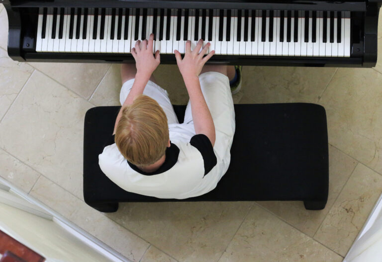 Perfect Piano Posture & Hand Position | Play Comfortably and Efficiently​