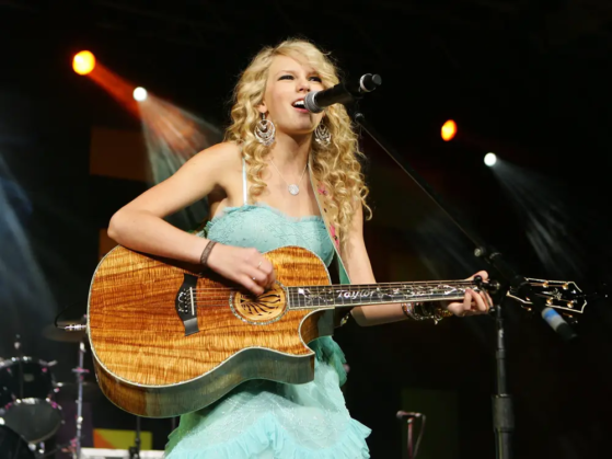 Taylor Swift’s Musical Metamorphosis For instance, songs like “Lover” and “The Archer” showcased her lyrical intimacy, drawing listeners closer to her personal reflections. Meanwhile, tracks such as “You Need to Calm Down” clearly signaled her outspoken support for LGBTQ+ rights and broader inclusivity. Simultaneously, during this era, Swift began a highly publicized battle to reclaim her master recordings—a bold move that would ultimately impact the entire music industry. In many ways, Lover marked a nuanced return—not to her country beginnings, but to the sincere, earnest songwriting that first defined her, now enriched with maturity and deeper self-awareness. This phase beautifully bridged her past and present, reinforcing her ability to evolve while staying true to her core.