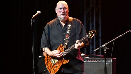 Master Guitar Without Looking