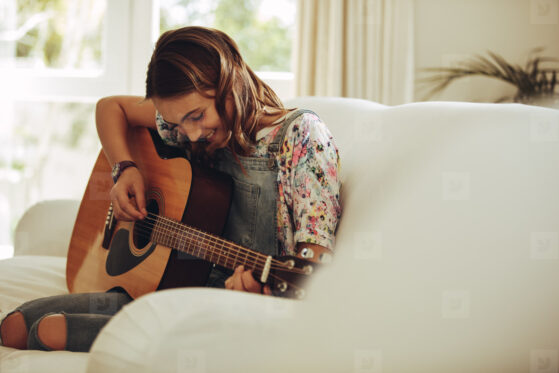 Best Genres to Learn Guitar