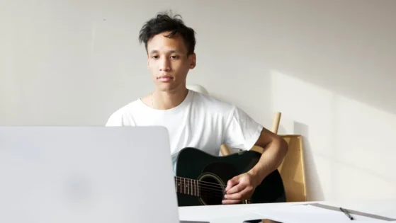Master Guitar Without Looking