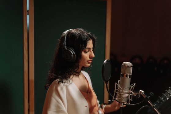 Storytelling in Western Vocal Performances