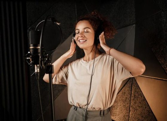 Storytelling in Western Vocal Performances