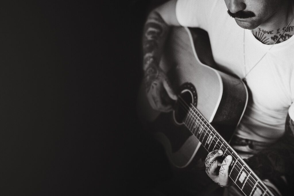 Beginner guitar strumming patterns