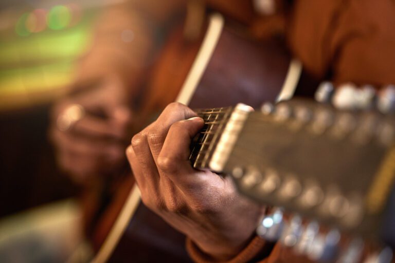 Beginner guitar strumming patterns