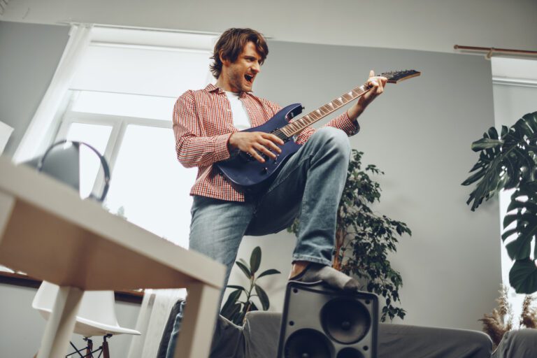 How to sound like a rock guitarist