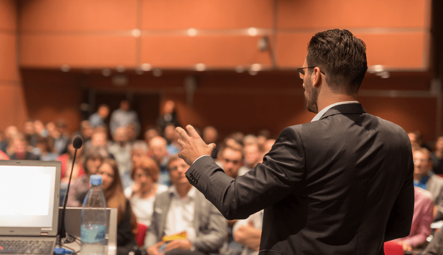 Man structuring public speech for maximum impact