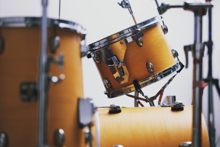 beginner’s guide to learning drums in 2025