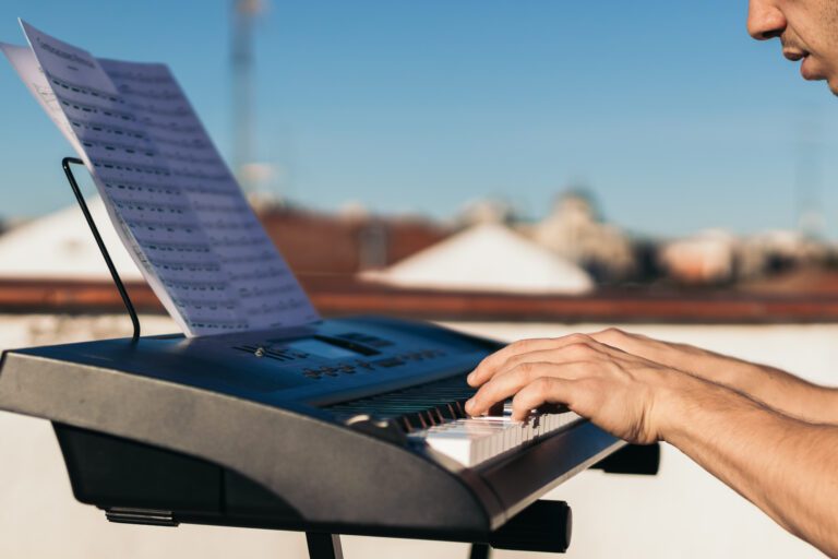 technology in pop choral arrangements