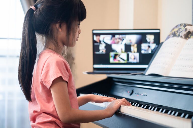 learn piano on YouTube