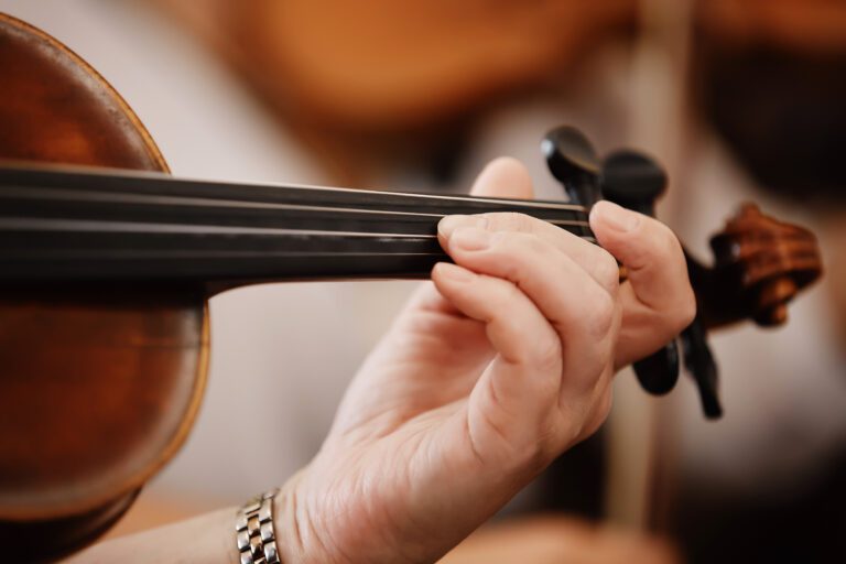 Violin Strengthens Finger Control
