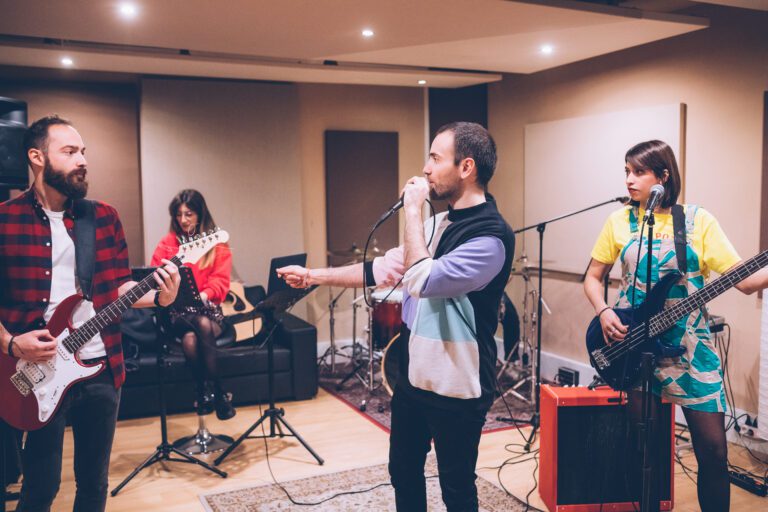 worship guitar and vocals for kids and youth groups