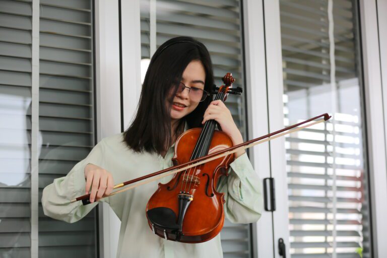 how long does it take to play violin confidently