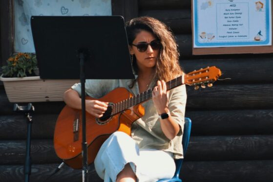 Guitar Performance Mistakes