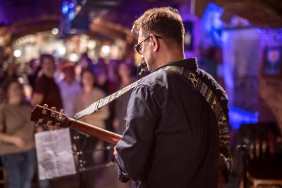 Tips for Worship Guitarists