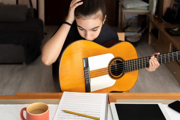 science behind guitar strings