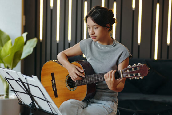 Switch Chords Faster on Guitar