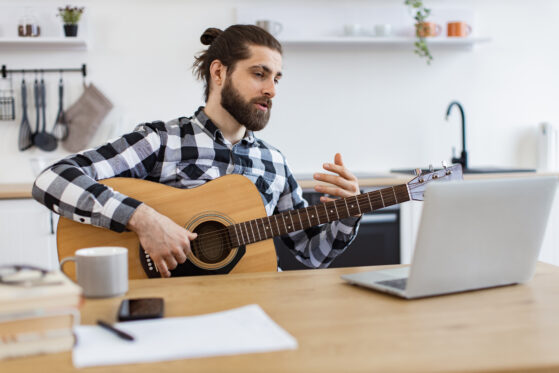 Online Guitar Lessons