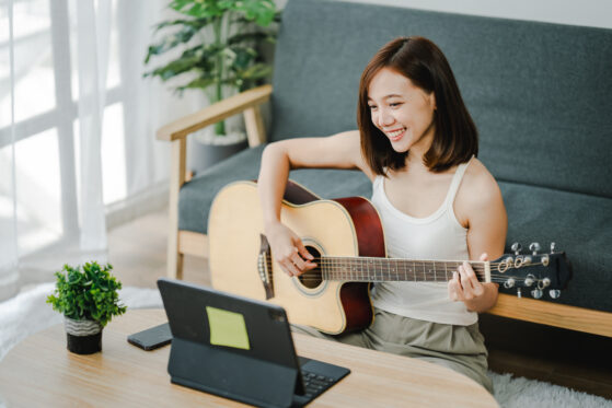 Online Guitar Lessons
