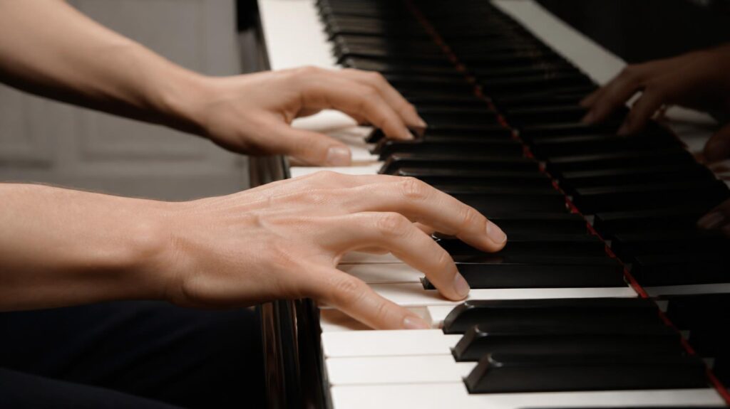 How to Master Repeated Notes on the Piano