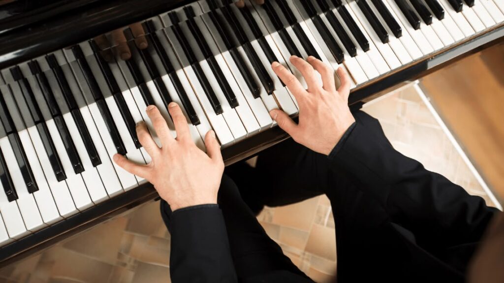 piano playing styles comparison