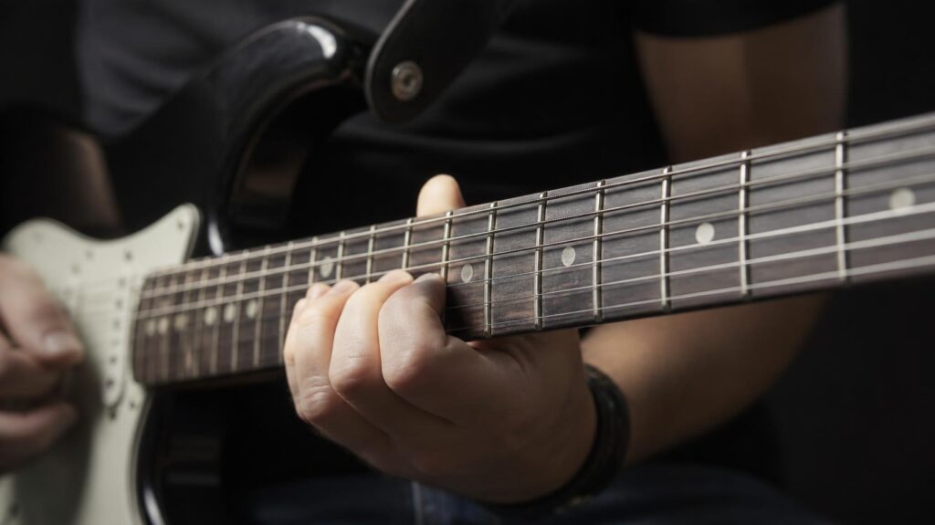 String Bending Techniques for Emotional Playing