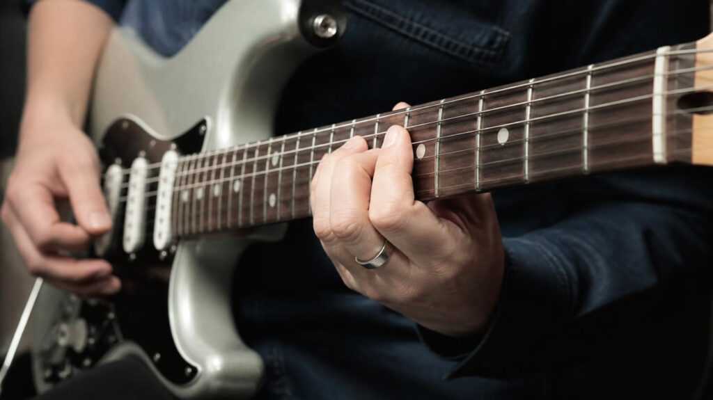 String Bending Techniques for Emotional Playing