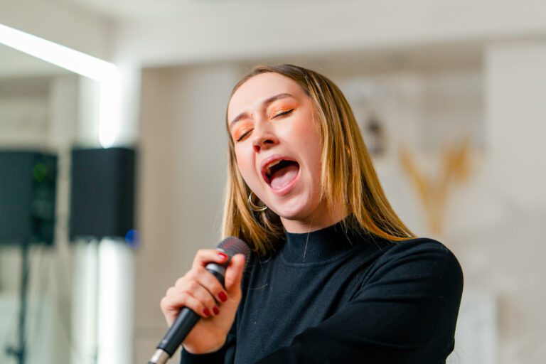 Sing in Tune