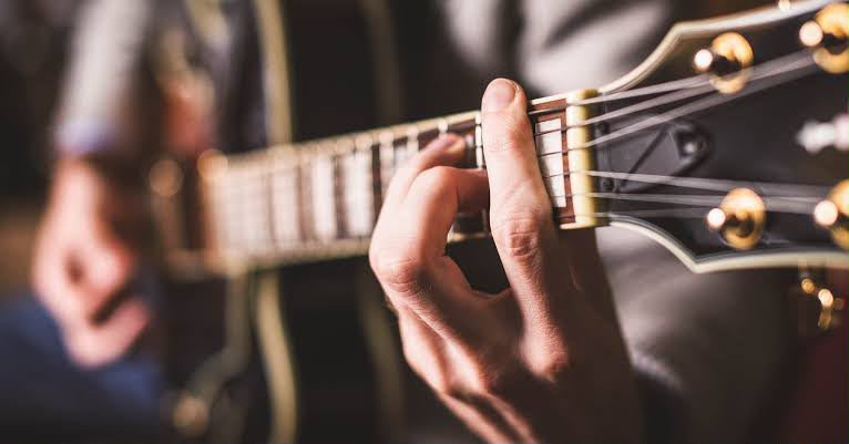 Acoustic Guitar in Worship Services