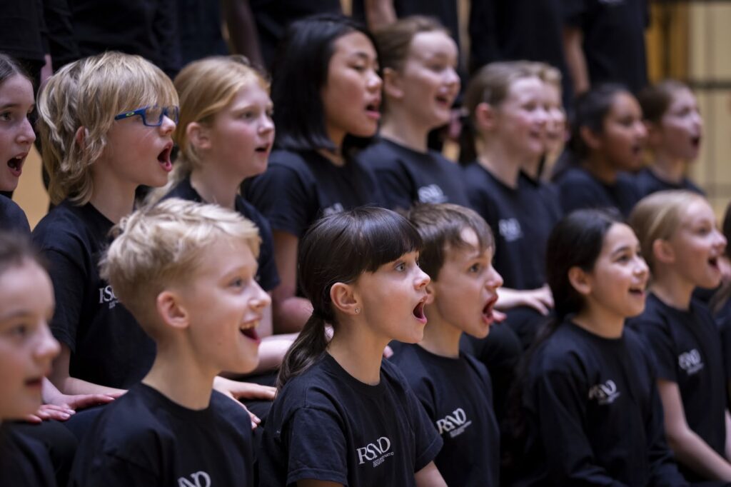 best Christmas choir songs
